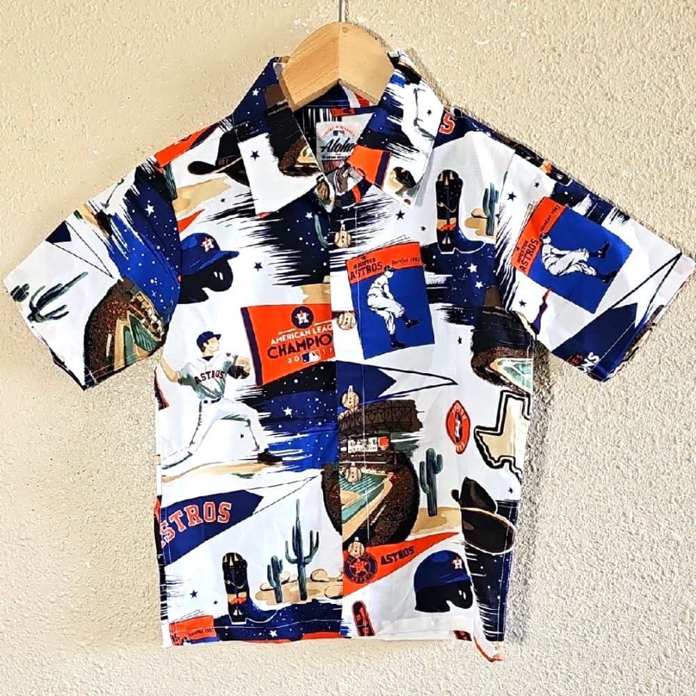 Reyn Spooner Astros Themed Short Sleeve Shirt.